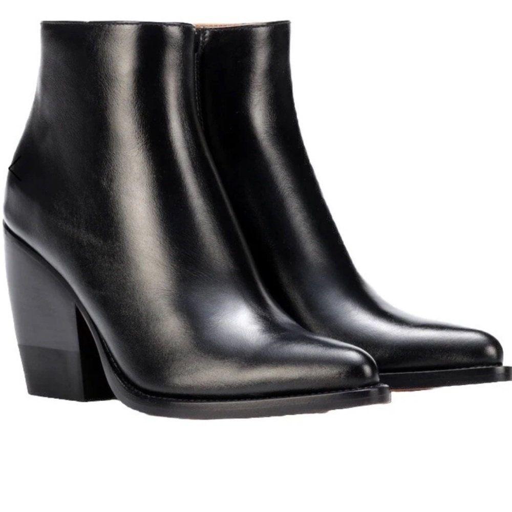Chloe Rylee Glossy Black Ankle Booties